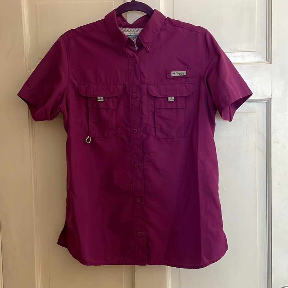 Columbia PFG Button up shirt in Plum purple - Picture 1 of 4